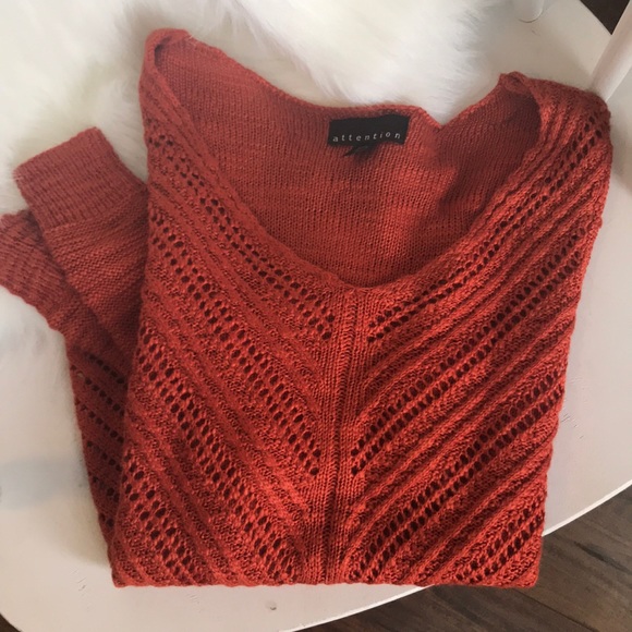 Soft open knit front rust orange v-neck sweater - Picture 2 of 8